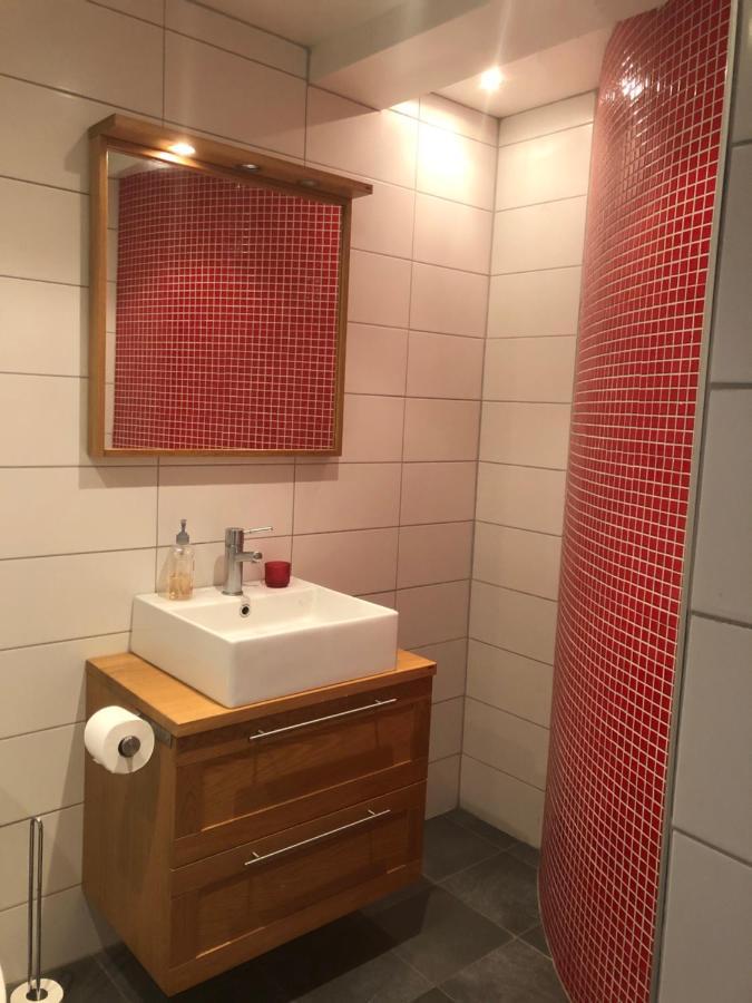 Fridfullt Boende Pa Lantgard Med Underbar Utsikt Malmö Exterior foto